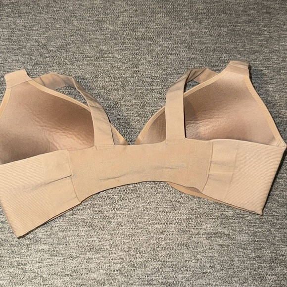 Spanx seamless Tan Bra - Picture 2 of 5